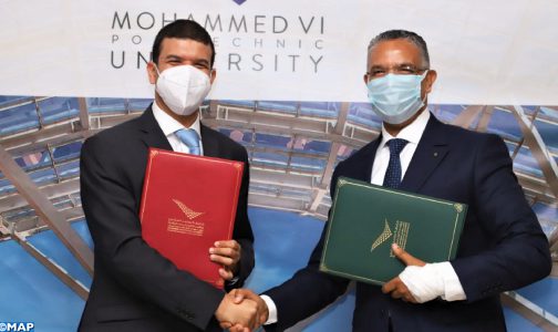 بن جرير..توقيع اتفاقية شراكة لتشجيع التميز الأكاديمي في مجالات تنمية وتطوير الطاقة المستدامة