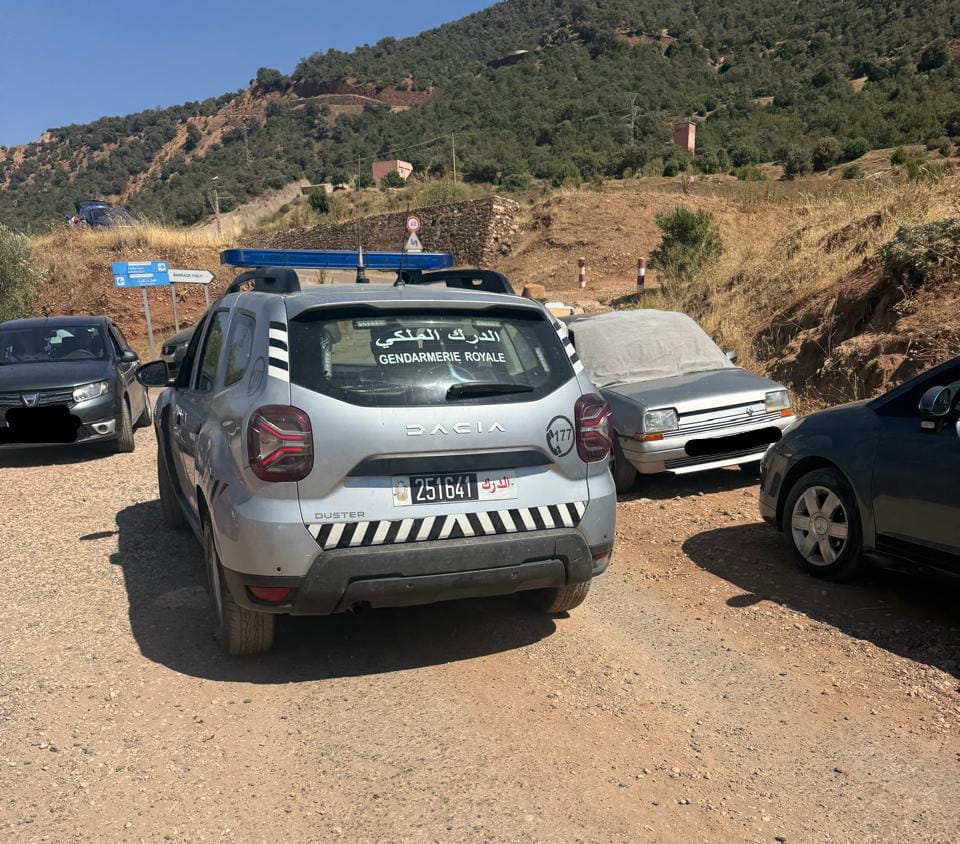 وادي تانفنيت…متنفس صيفي للأسر بحضور أمني لعناصر الدرك الملكي بالمركز الترابي لمريرت