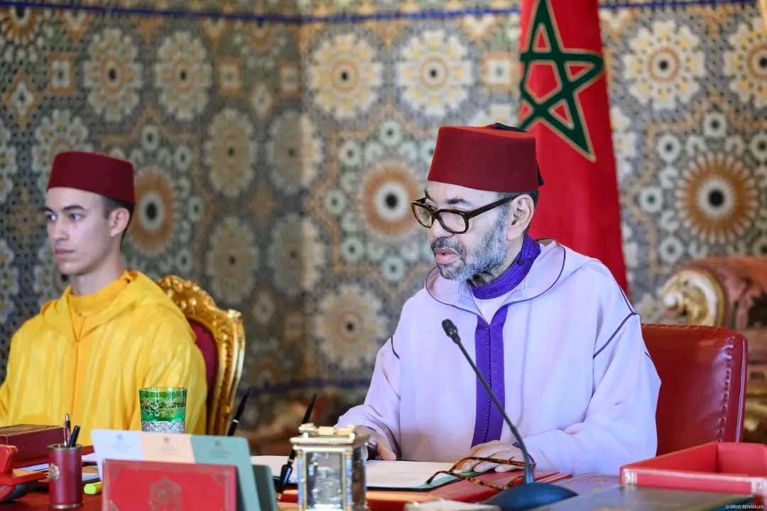 جلالة الملك يترأس مجلسا وزاريا