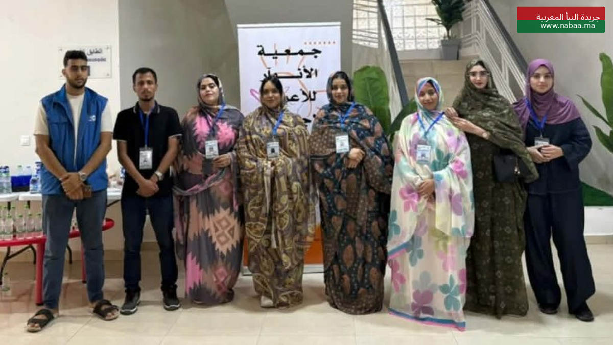 العيون.. مبادرة إنسانية ترسم البسمة على وجوه الأطفال وتجمع فعاليات المجتمع المدني في أمسية تضامنية